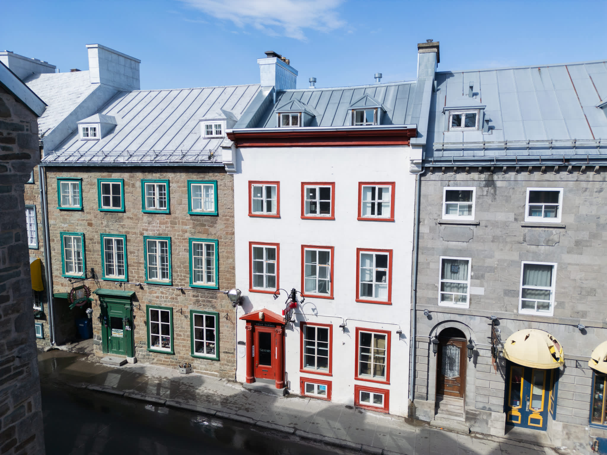 HOTEL LE CAVALIER DU MOULIN preview